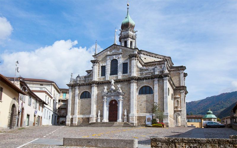 Valle delle Basiliche a Gandino