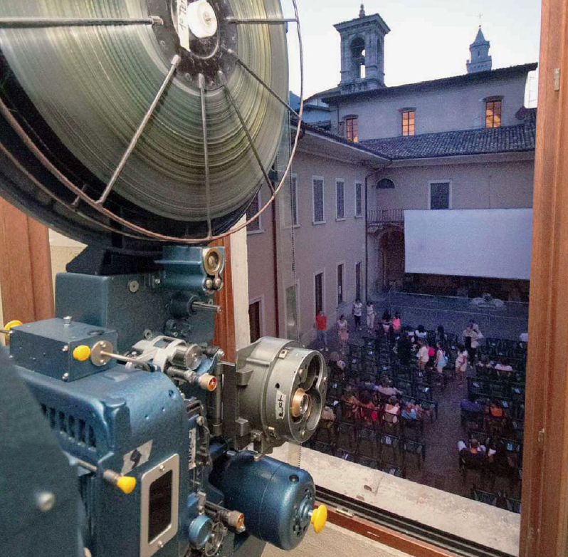 Cinema all'aperto