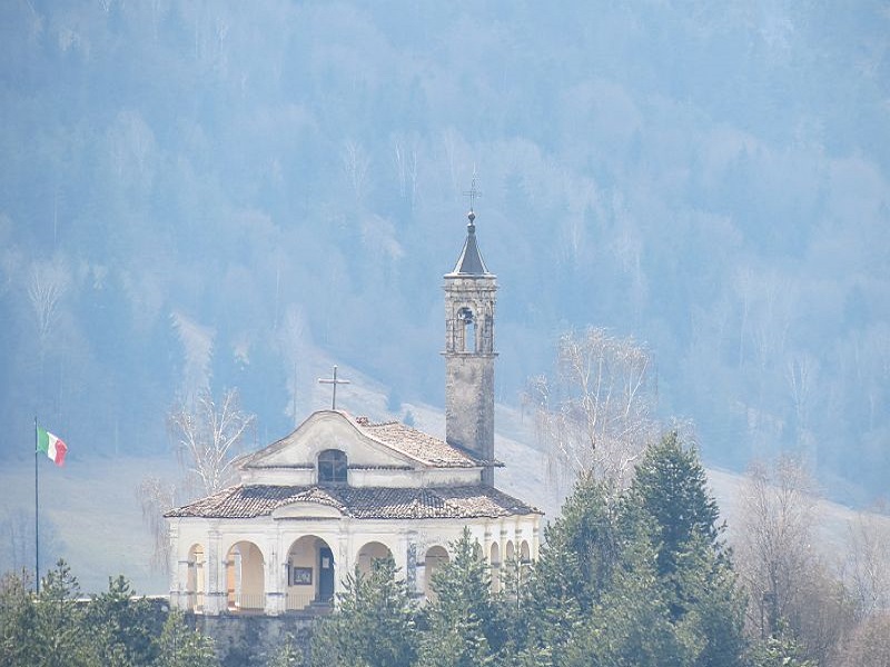 Passeggiata Sul Colle Crosio