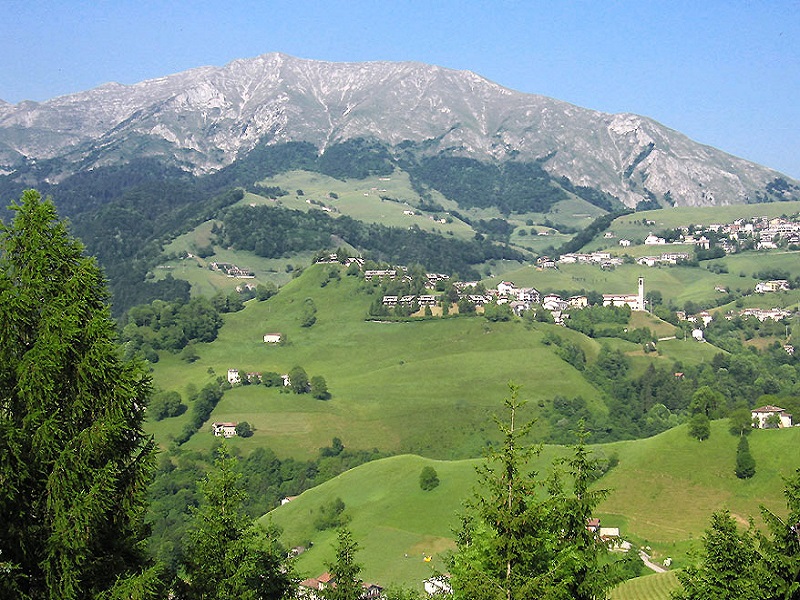 Escursione Ai Rifugi Del Monte Grem