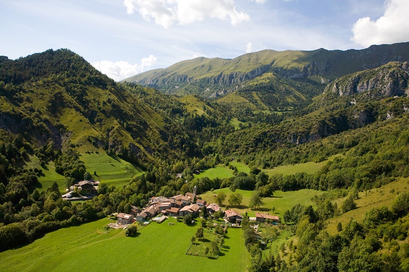 Dal-borgo-di-Rusio-alla-Chiesa-di-San-Pedèr-attraverso-la-Valle-dei-Mulini