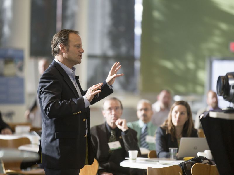 Convegno-sul-rilancio-delle-economie-locali