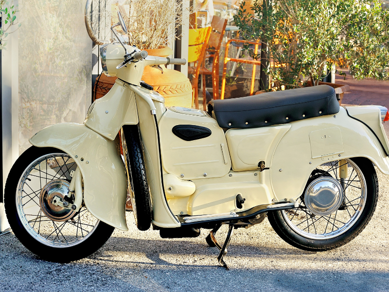 Mostra moto guzzi