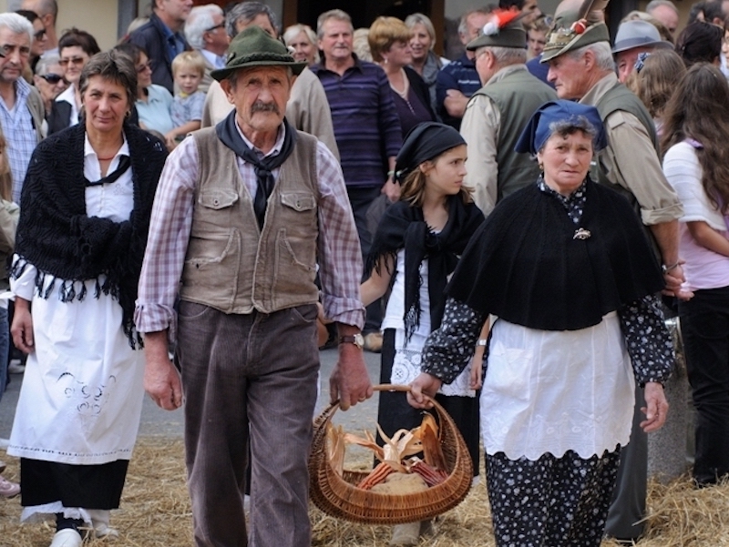 Costumi Rovetta Marinoni Sagra