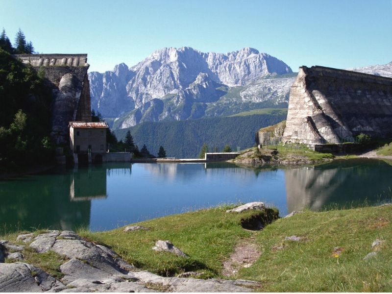 Spettacolo "La Diga del Gleno. Una storia di voci sommerse"