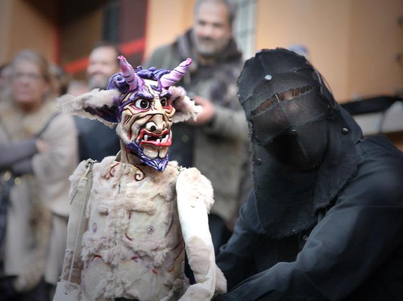 thumbnail Legno, Diavoli e vecchiette… Storie di Marionette