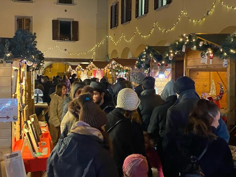 thumbnail Mercatini di Natale a Castione della Presolana