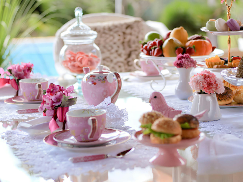 thumbnail Tea Party a Neuchatel