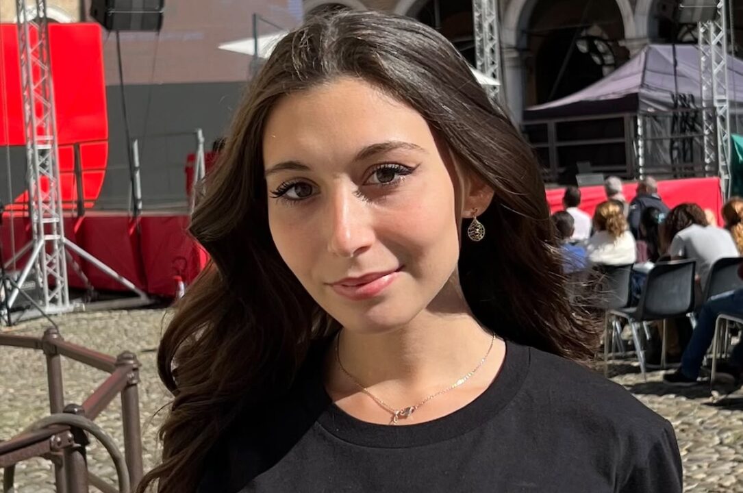 thumbnail “Pensare (anche) sui social” con Esmeralda Moretti