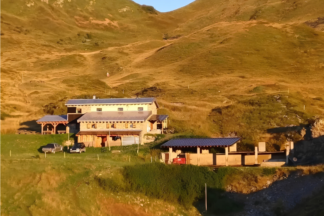 thumbnail ***ANNULLATO***Baca Lùna al rifugio Campione
